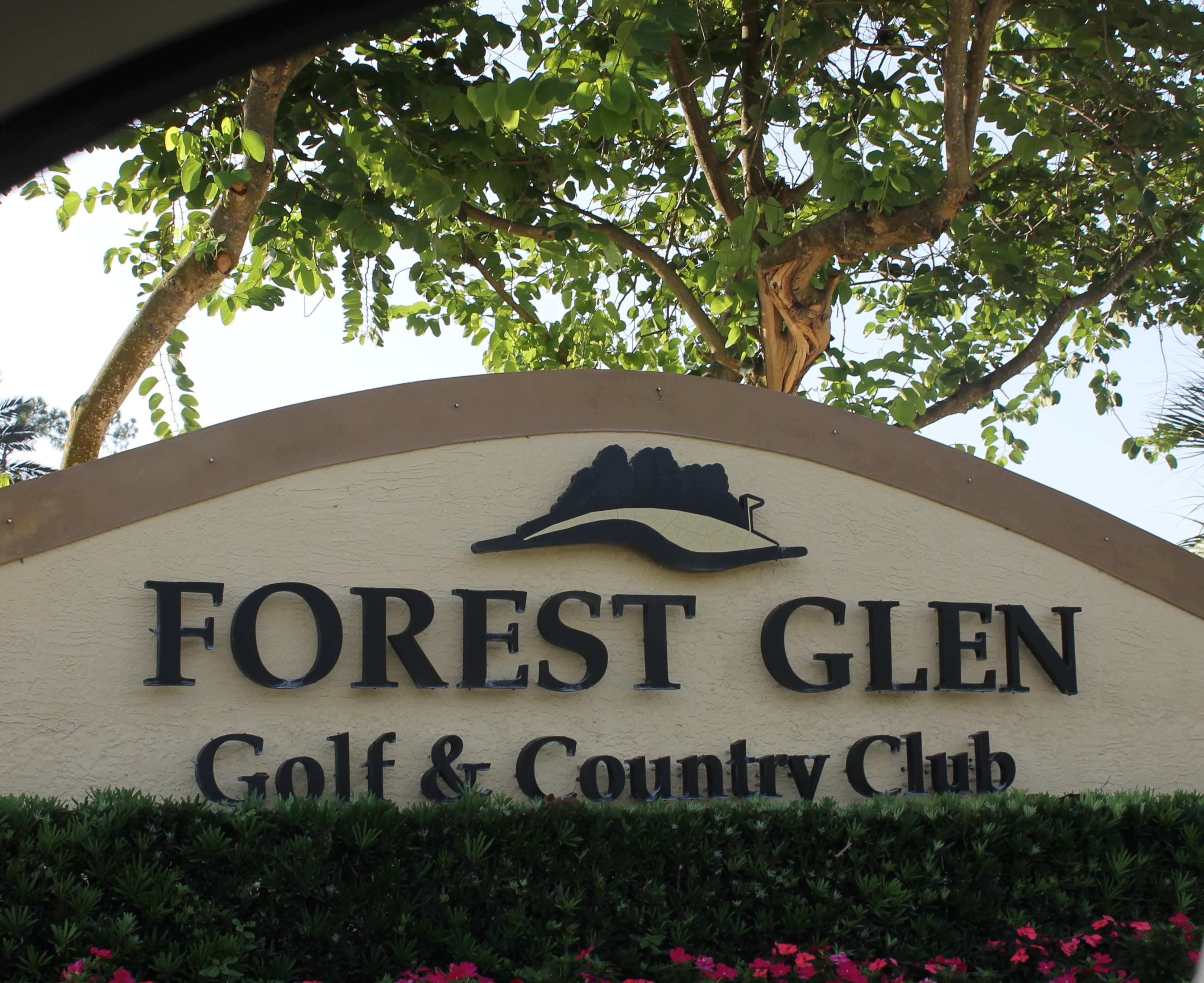 Forest Glen homes for sale and luxury real estate for sale in Forest Glen, a Marco Island community and luxury neighborhood in Marco Island Florida.